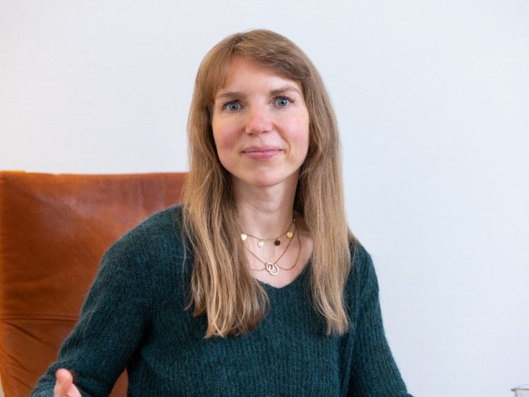 Katharina Thoms, Heilpraktikerin für Psychotherapie. Praxisraum in Hannover List